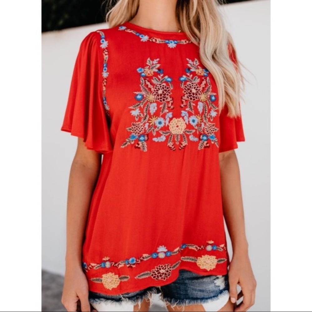 🌟LAST ONE🌟Tomato Embroidered Top - Picture 5 of 7